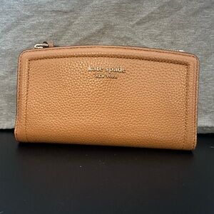 Kate Spade Knott Pebbled Leather Zip Slim Wallet Bungalow Tan Brown NWOT
